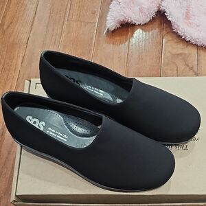 SAS Women's Black Slip-On Shoes